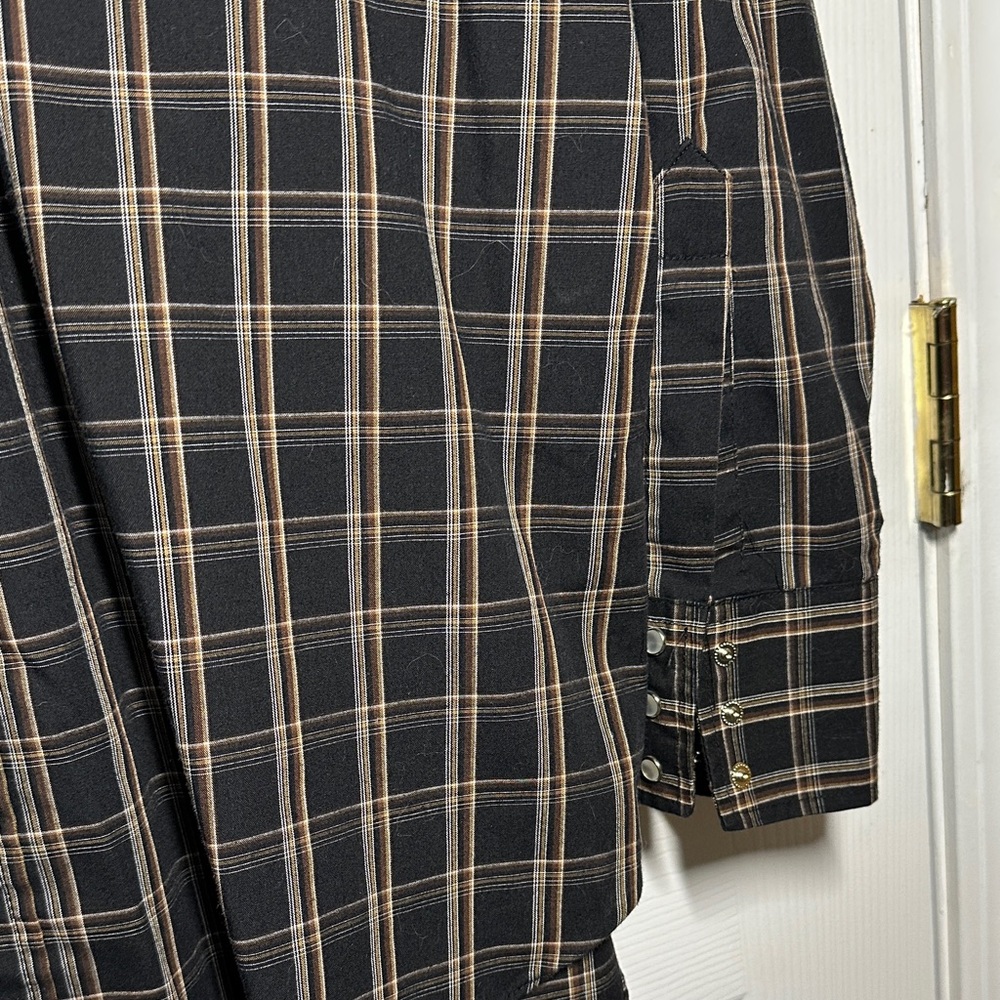 Ely Cattleman Mens Pearl Snap L/S Black and Brown Plaid Shirt - Picture 6 of 8